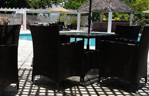 Visa Lodge Port-au-Prince Exterior photo